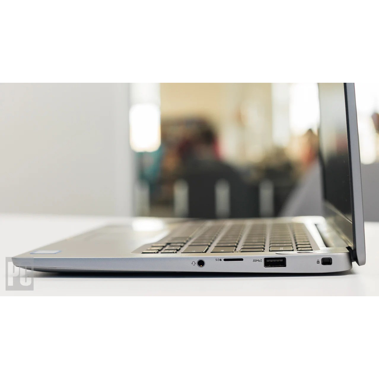 Ultrabook Dell Latitude 7400 Intel Core i5 16GB RAM 256GB SSD